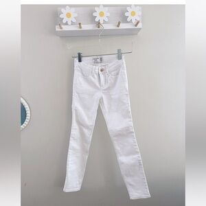 abercrombie kids Super Skinny White Jean size 9/10